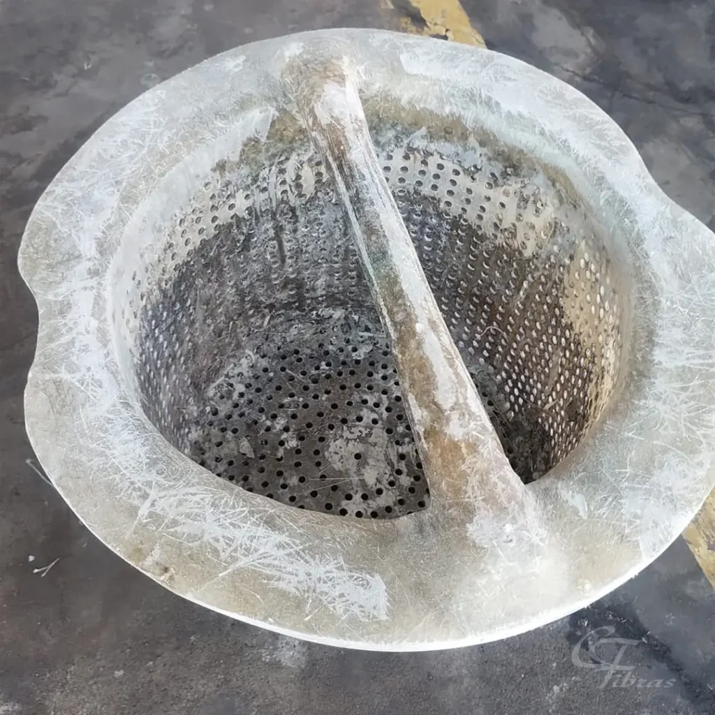 Peneira em fibra de vidro depois do conserto